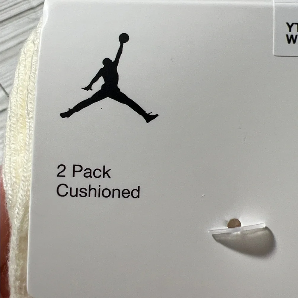 Jordan Kids Diamond Logo cushioned High Crew Socks Set of 2 cream tan size 3Y-5Y